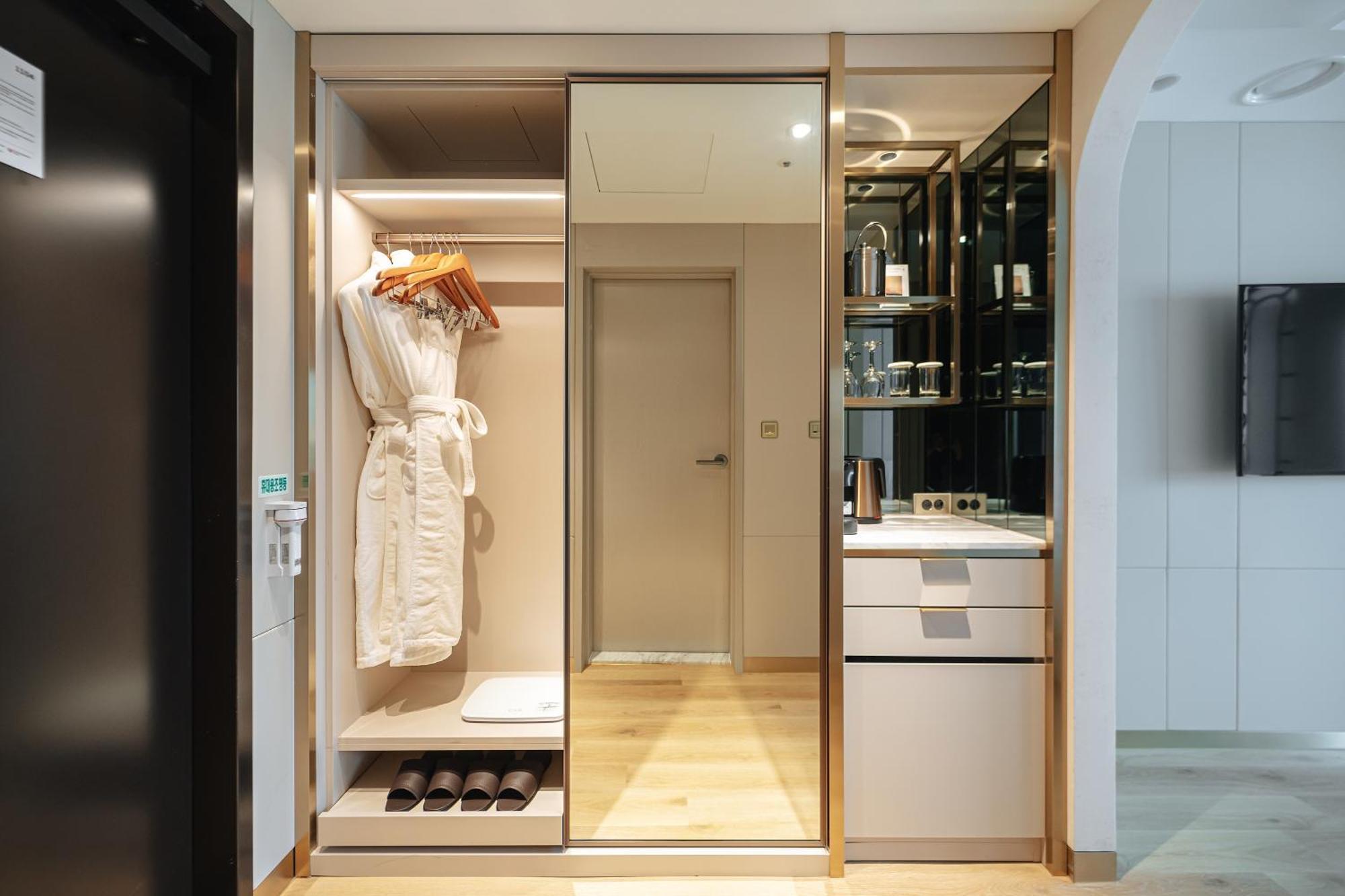 Eliena Hotel Seoul Gangnam エクステリア 写真